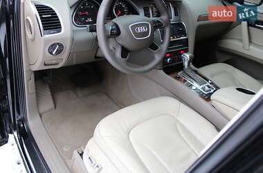 Внедорожник / Кроссовер Audi Q7 2014 в 