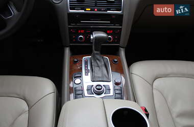 Внедорожник / Кроссовер Audi Q7 2014 в 