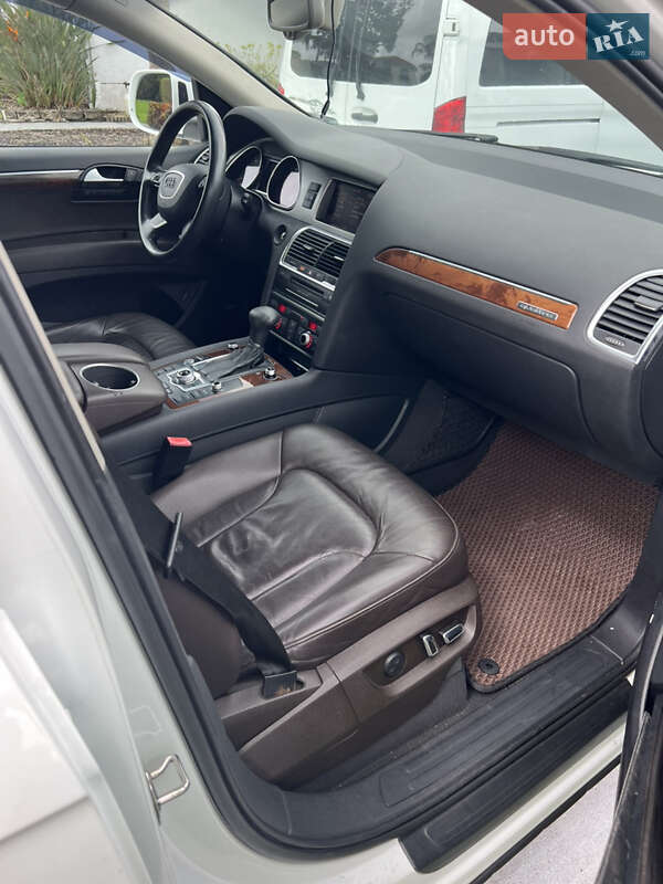 Внедорожник / Кроссовер Audi Q7 2014 в Одессе