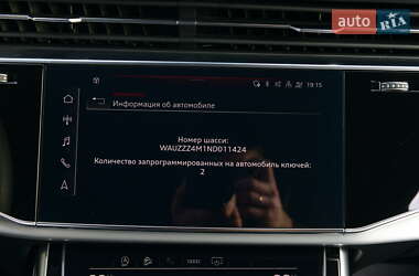 Внедорожник / Кроссовер Audi Q7 2021 в 