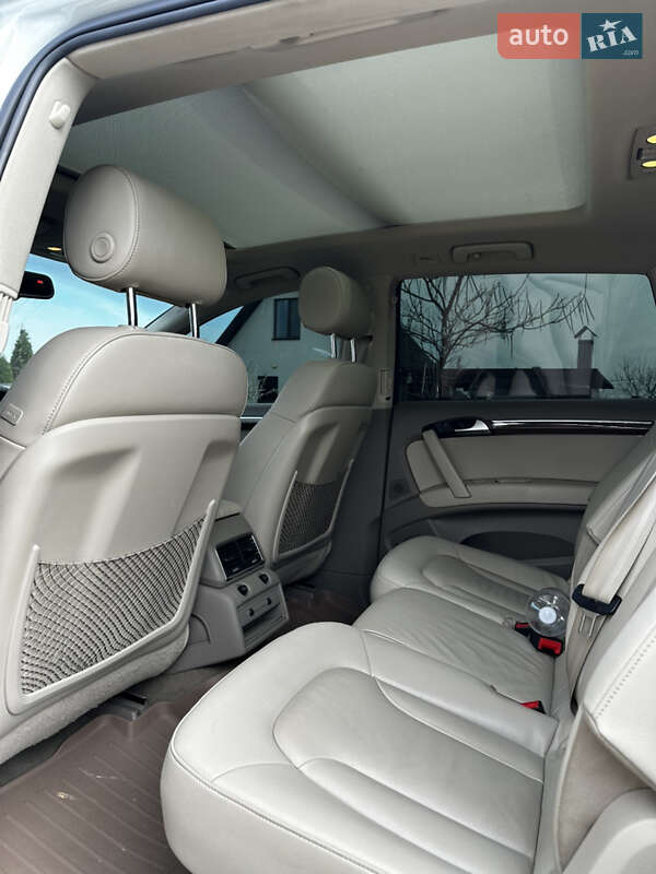 Внедорожник / Кроссовер Audi Q7 2015 в Виннице