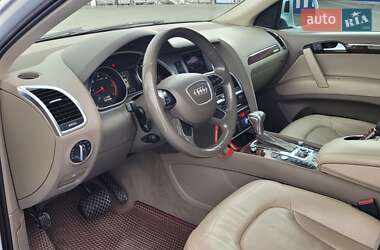 Внедорожник / Кроссовер Audi Q7 2012 в 