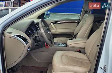 Внедорожник / Кроссовер Audi Q7 2012 в 