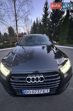 Внедорожник / Кроссовер Audi Q7 2018 в 