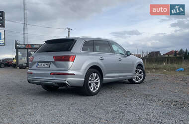 Внедорожник / Кроссовер Audi Q7 2018 в 