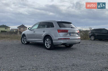 Внедорожник / Кроссовер Audi Q7 2018 в 