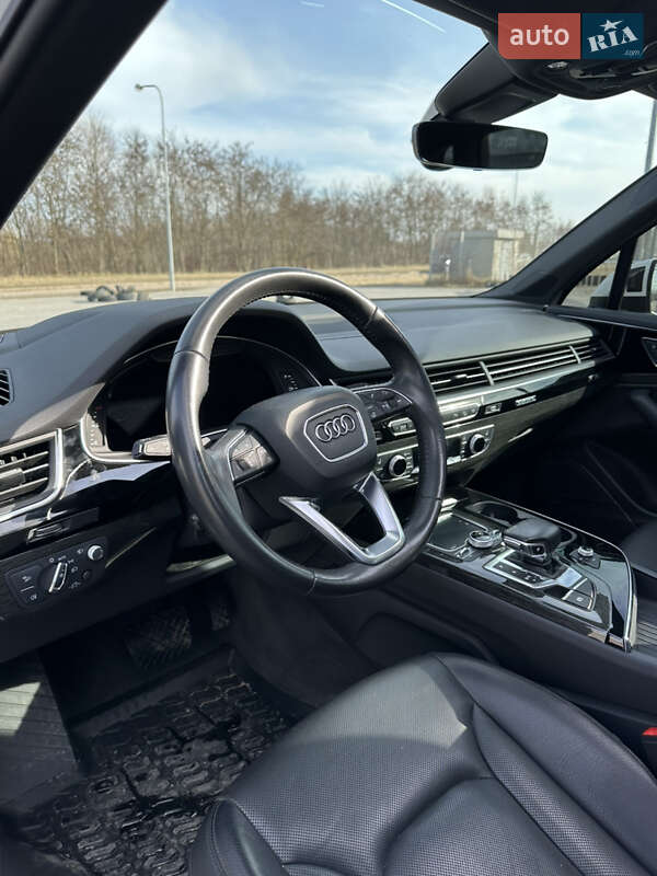 Внедорожник / Кроссовер Audi Q7 2018 в Львове