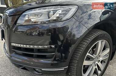 Внедорожник / Кроссовер Audi Q7 2013 в 