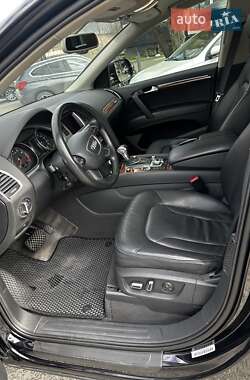 Внедорожник / Кроссовер Audi Q7 2013 в 