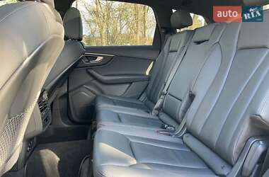 Внедорожник / Кроссовер Audi Q7 2020 в 