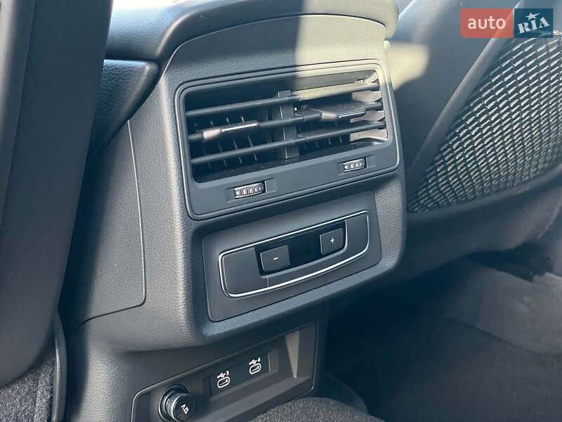 Внедорожник / Кроссовер Audi Q7 2020 в Киеве
