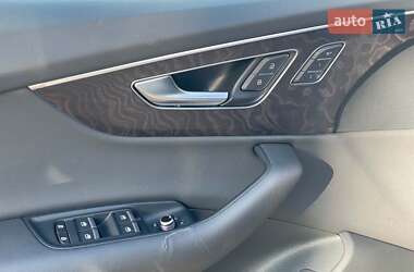 Внедорожник / Кроссовер Audi Q7 2020 в 