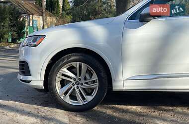 Внедорожник / Кроссовер Audi Q7 2020 в 