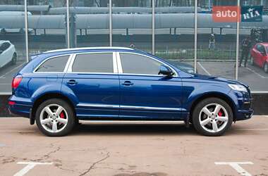 Позашляховик / Кросовер Audi Q7 2014 в 