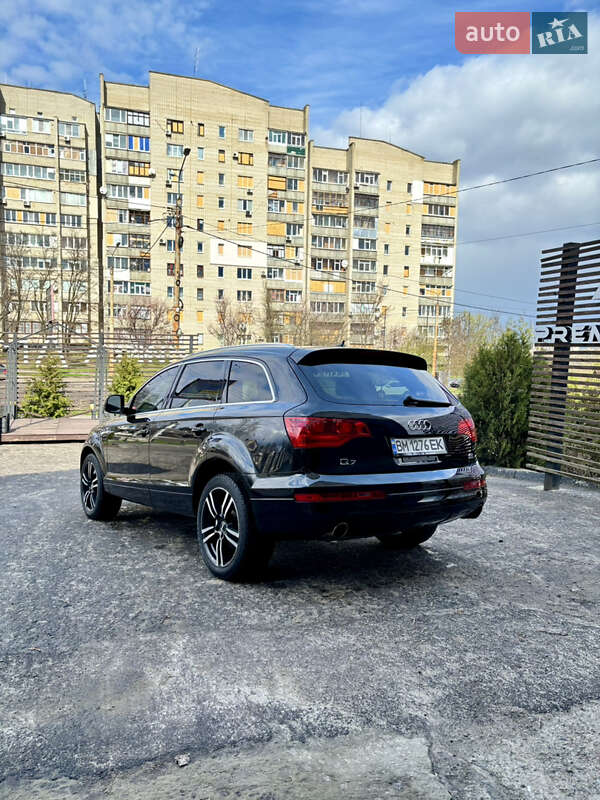 Внедорожник / Кроссовер Audi Q7 2007 в Сумах