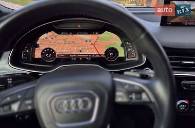 Внедорожник / Кроссовер Audi Q7 2017 в 