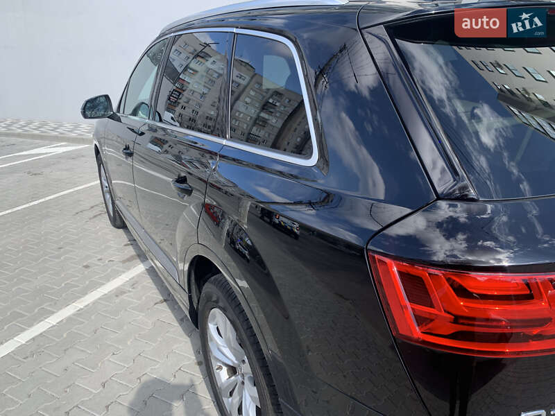 Внедорожник / Кроссовер Audi Q7 2019 в Фастове