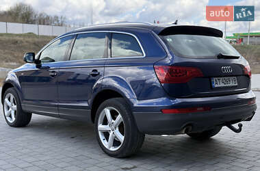 Внедорожник / Кроссовер Audi Q7 2012 в 