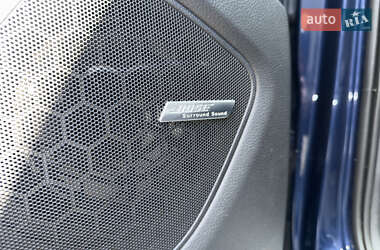 Внедорожник / Кроссовер Audi Q7 2012 в 