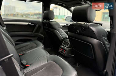 Внедорожник / Кроссовер Audi Q7 2012 в 