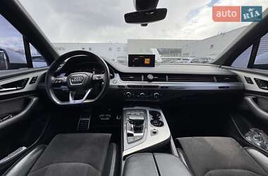Внедорожник / Кроссовер Audi Q7 2017 в 