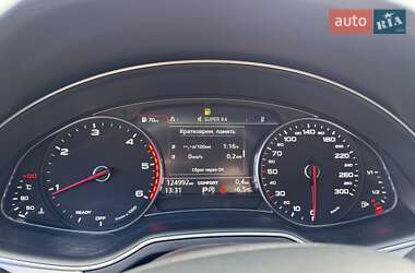 Внедорожник / Кроссовер Audi Q7 2017 в 