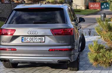 Внедорожник / Кроссовер Audi Q7 2017 в 