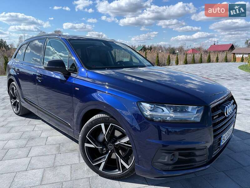 Внедорожник / Кроссовер Audi Q7 2018 в Бродах