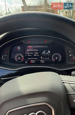 Внедорожник / Кроссовер Audi Q7 2020 в 