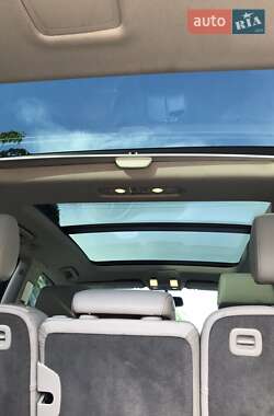 Внедорожник / Кроссовер Audi Q7 2010 в 