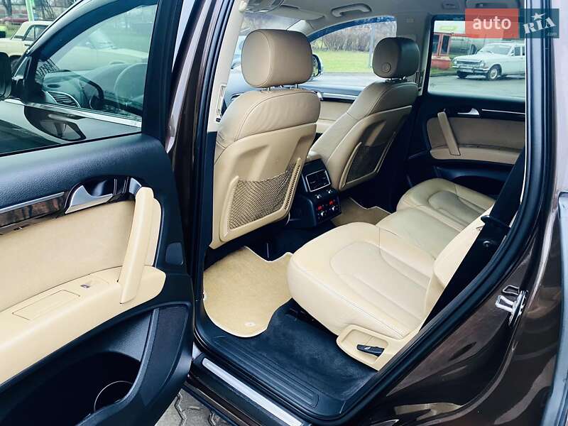 Позашляховик / Кросовер Audi Q7 2012 в Богородчанах
