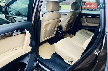 Внедорожник / Кроссовер Audi Q7 2012 в 