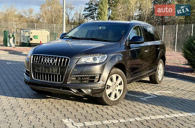 Внедорожник / Кроссовер Audi Q7 2014 в 