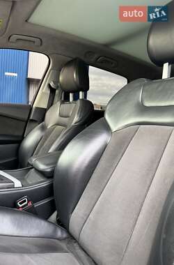 Внедорожник / Кроссовер Audi Q7 2016 в 