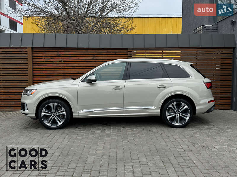 Внедорожник / Кроссовер Audi Q7 2021 в Одессе