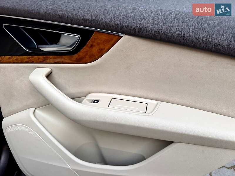 Внедорожник / Кроссовер Audi Q7 2016 в Хмельницком
