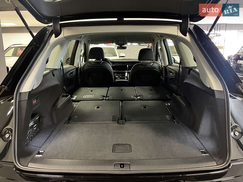 Позашляховик / Кросовер Audi Q7 2025 в Львові