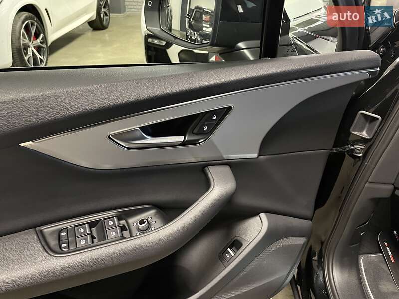 Позашляховик / Кросовер Audi Q7 2025 в Львові