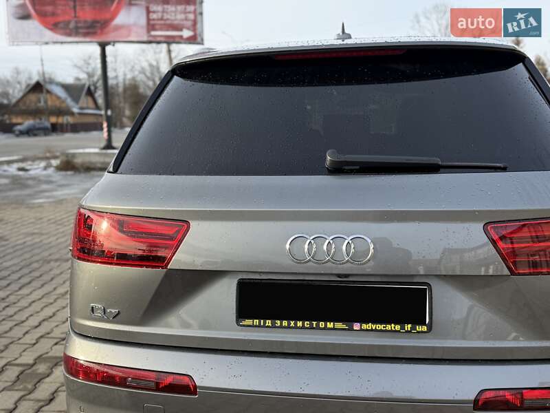 Внедорожник / Кроссовер Audi Q7 2016 в Коломые
