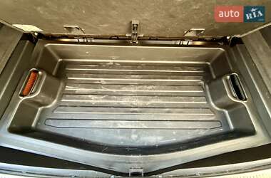 Позашляховик / Кросовер Audi Q7 2012 в 