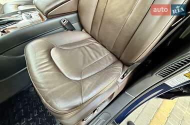 Позашляховик / Кросовер Audi Q7 2012 в 