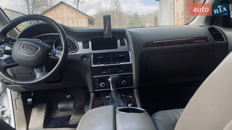 Позашляховик / Кросовер Audi Q7 2014 в Яремчі