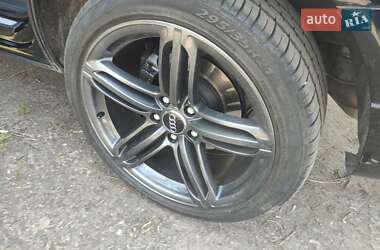 Внедорожник / Кроссовер Audi Q7 2014 в 