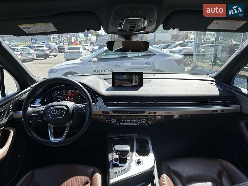 Внедорожник / Кроссовер Audi Q7 2018 в Киеве