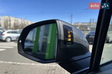 Внедорожник / Кроссовер Audi Q7 2018 в 