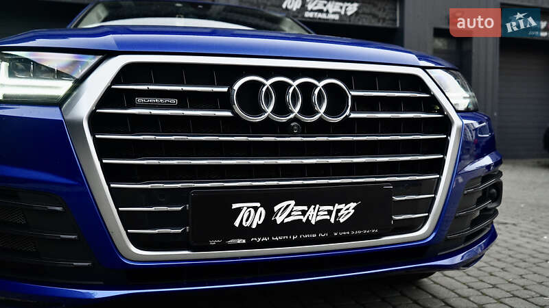Позашляховик / Кросовер Audi Q7 2016 в Львові
