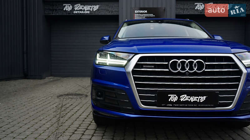 Позашляховик / Кросовер Audi Q7 2016 в Львові