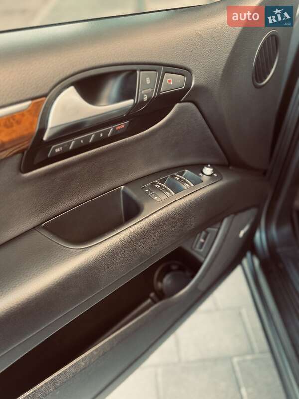 Внедорожник / Кроссовер Audi Q7 2013 в Дрогобыче