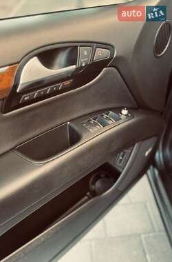 Позашляховик / Кросовер Audi Q7 2013 в 