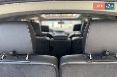 Позашляховик / Кросовер Audi Q7 2013 в 